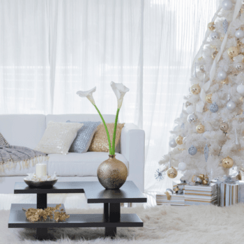 Árbol de Navidad blanco artificial decorado